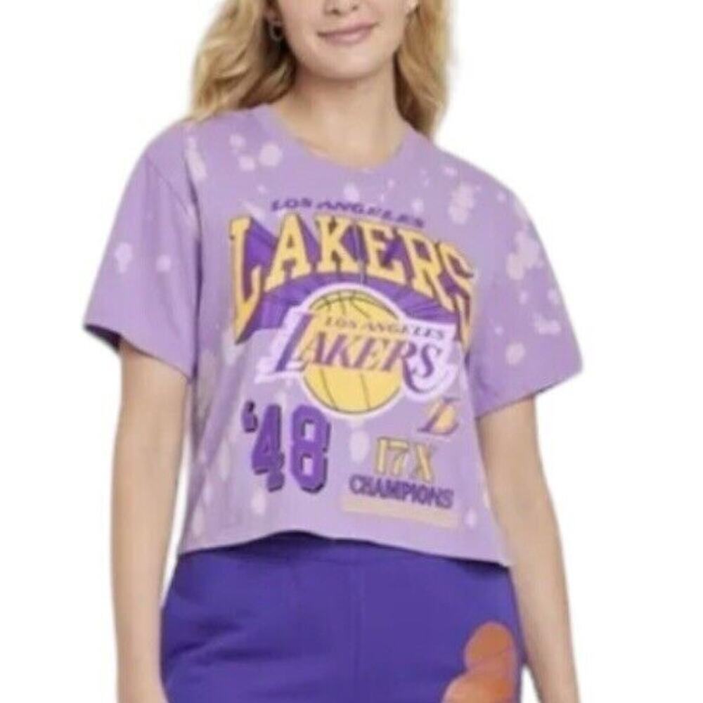 LA Lakers Womens Size XL And XXL Purple '17X CHAMPIONS' Bleached Cropped Tee NWT